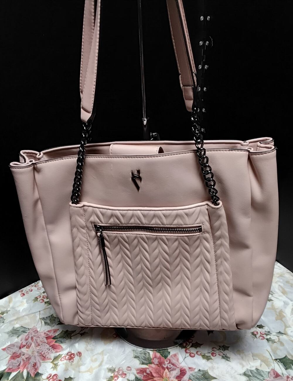Simply Vera Wang Shoulder Bag Purse Pale Pink Samon Handbag Gunsmoke Hardware